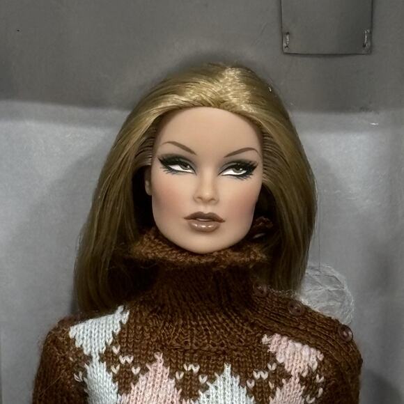 Fashion‎ Royalty Shock Bonbon Vanessa Perrin Doll Jason Wu Limited Edition Boxed - Picture 1 of 12